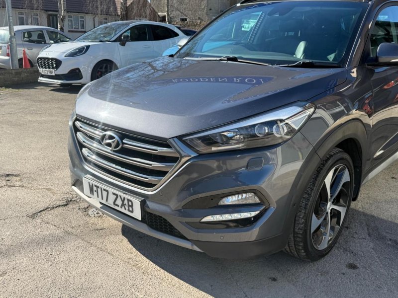 HYUNDAI TUCSON