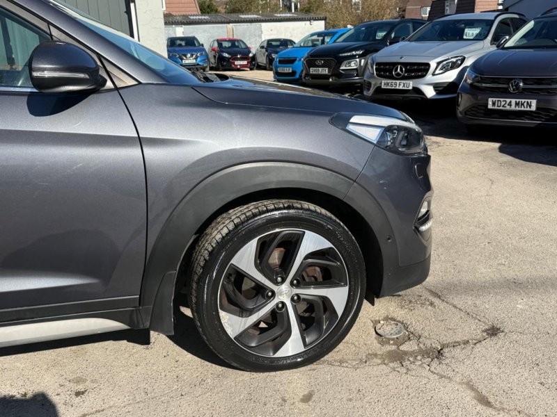 HYUNDAI TUCSON