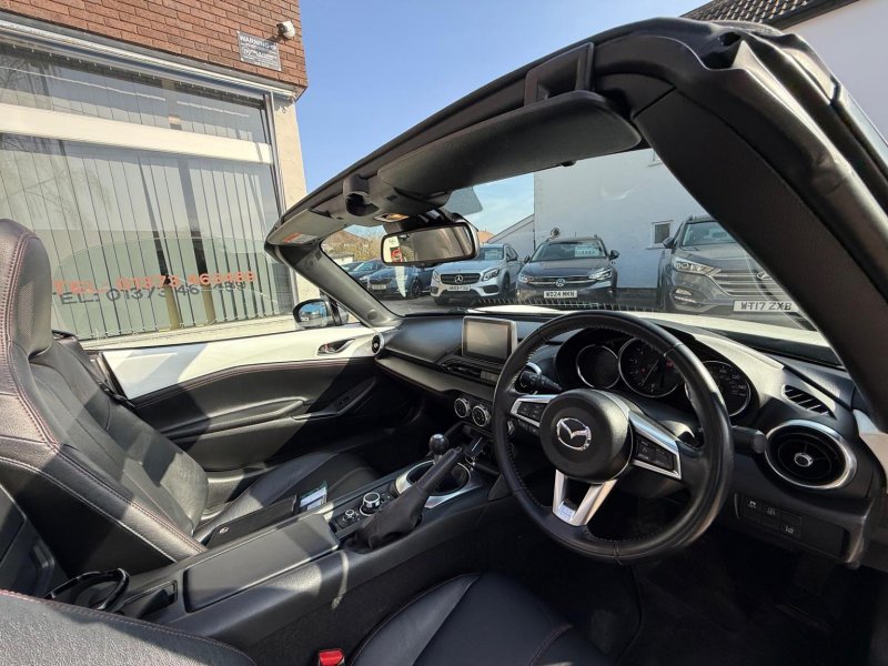 MAZDA MX-5
