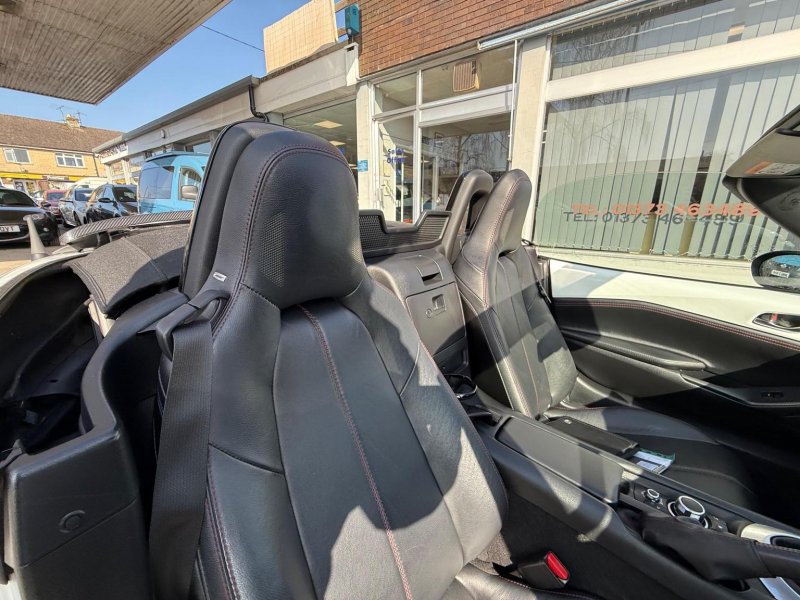 MAZDA MX-5
