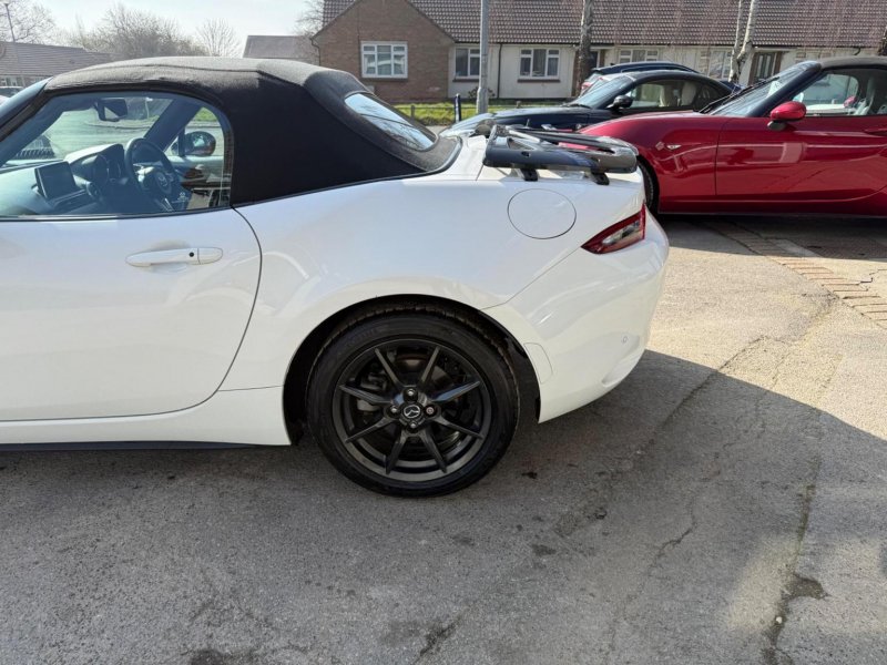 MAZDA MX-5