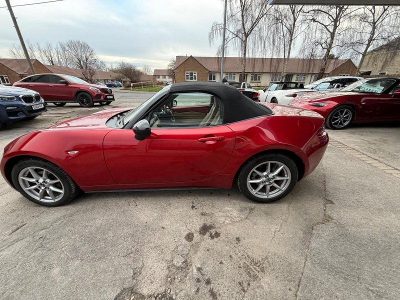MAZDA MX-5