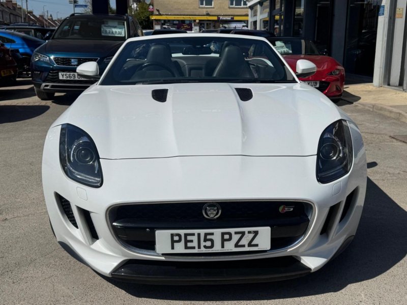 JAGUAR F-TYPE