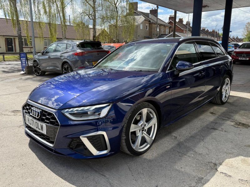 AUDI A4 AVANT