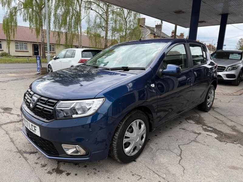 DACIA SANDERO