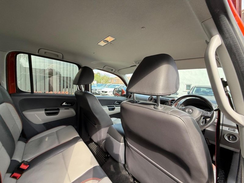 VOLKSWAGEN AMAROK
