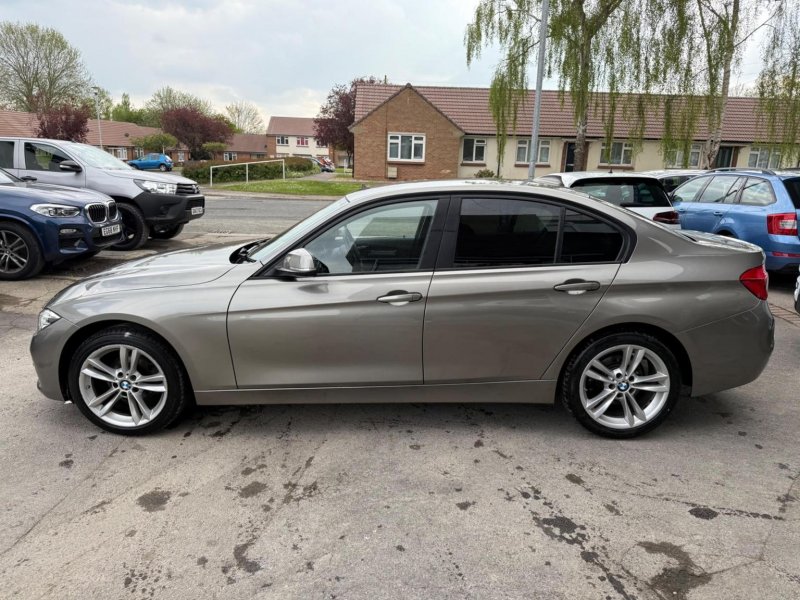 BMW 3 SERIES