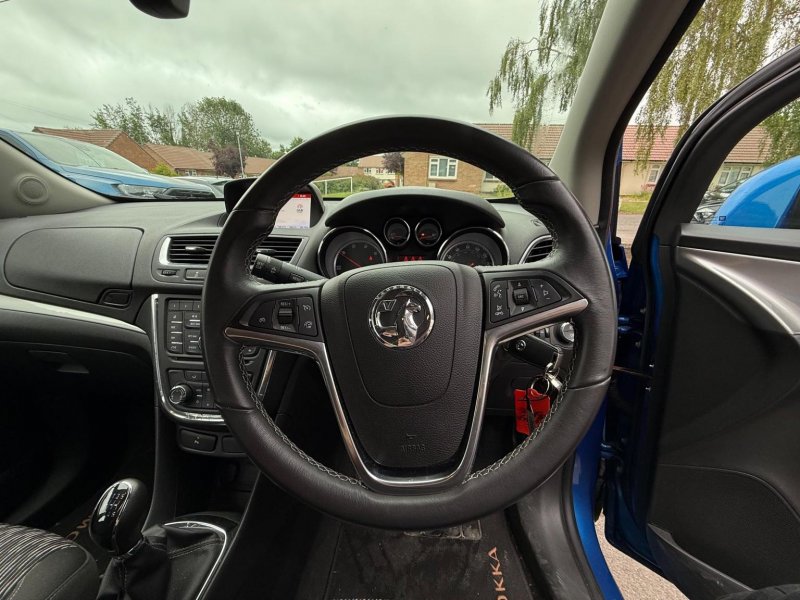 VAUXHALL MOKKA