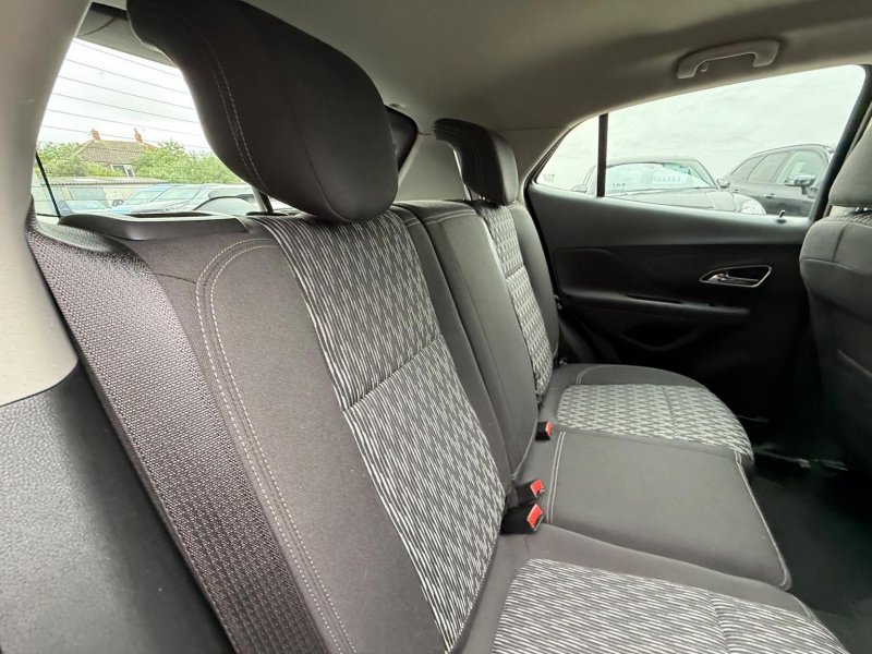 VAUXHALL MOKKA