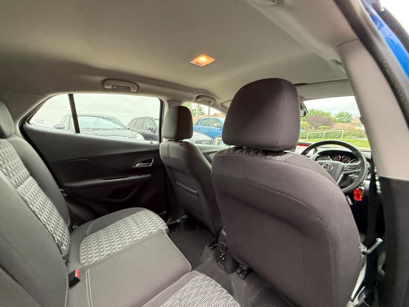 VAUXHALL MOKKA