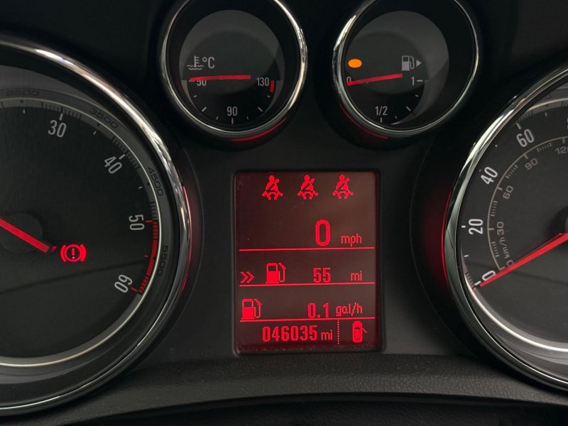 VAUXHALL MOKKA