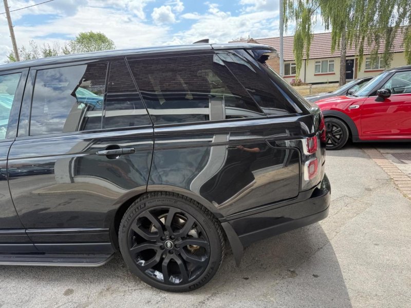 LAND ROVER RANGE ROVER
