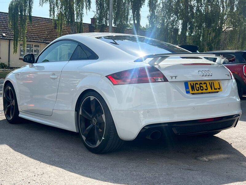 AUDI TT