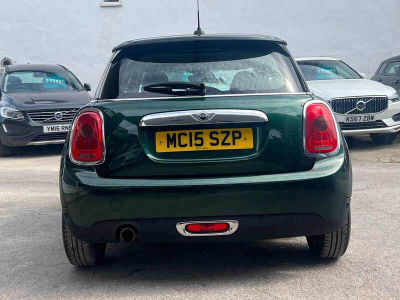 MINI HATCH