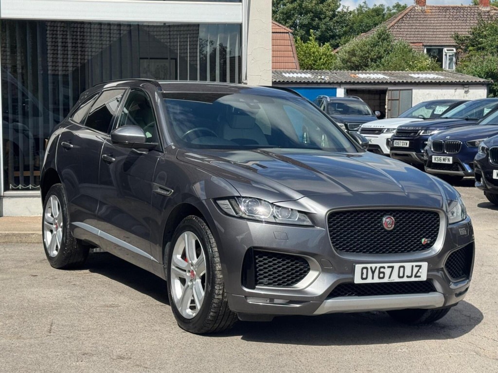 2017 Jaguar F-pace