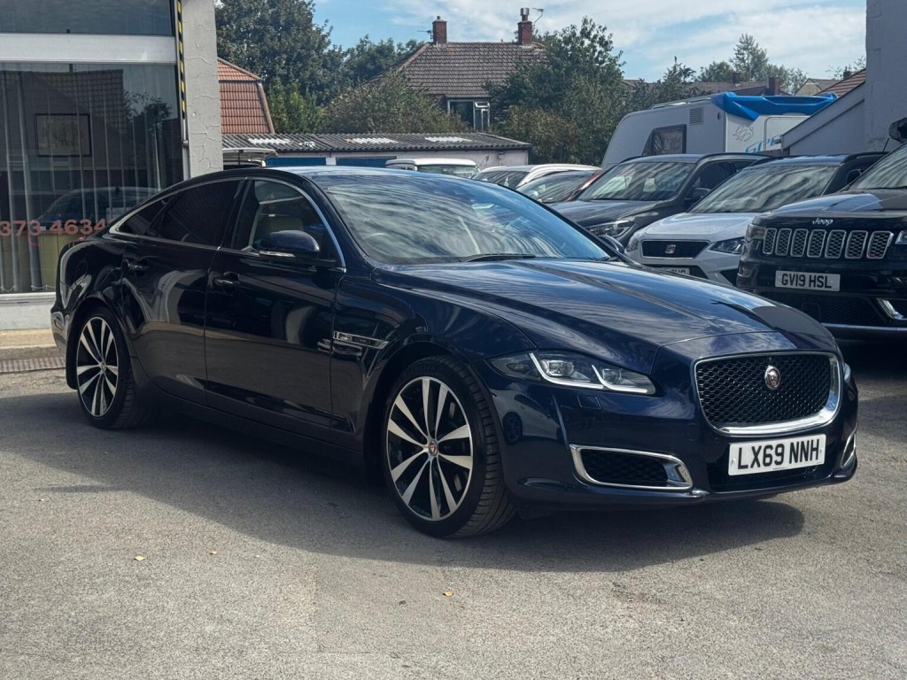 2019 Jaguar XJ