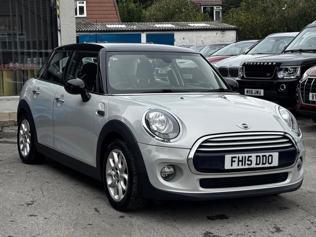 2015 MINI HATCH