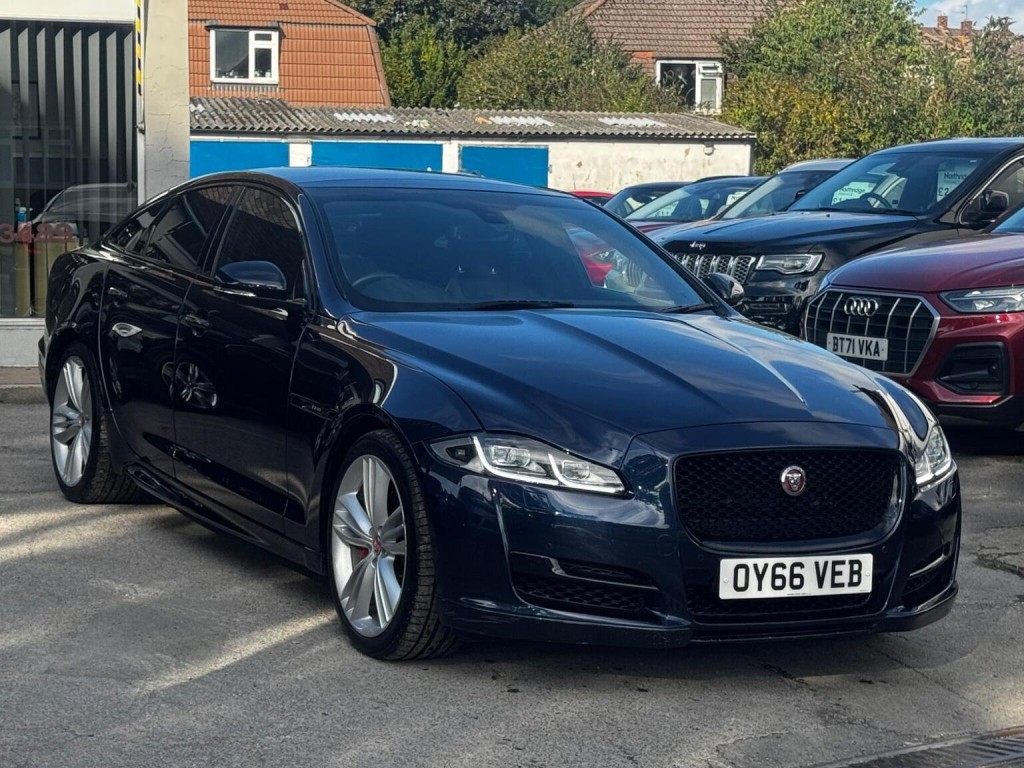 2016 Jaguar XJ